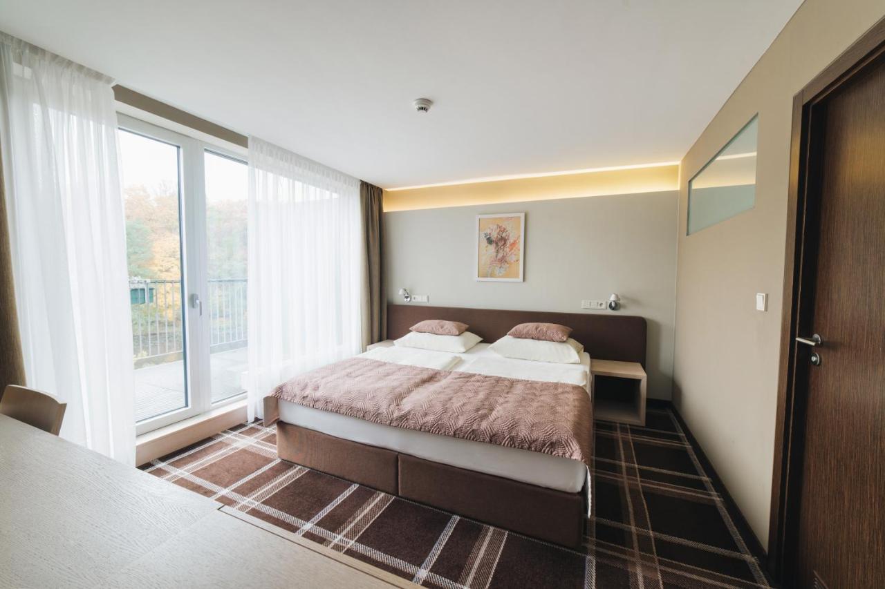 Hotel Split Kadaň Cameră foto